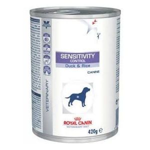 Royal Canin Vet Diet Sensitivity Control Alimento humedo para perros en lata de 420 gr (Sabor Pato)